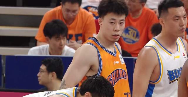 记者拉比奥、于帕、楚阿梅尼、萨利巴缺席训练前者母亲探班扑空