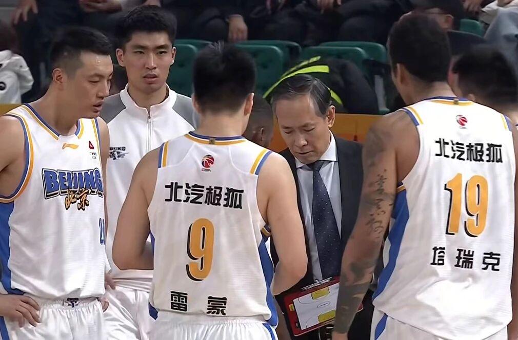 戴维斯成勇士潜在引援目标