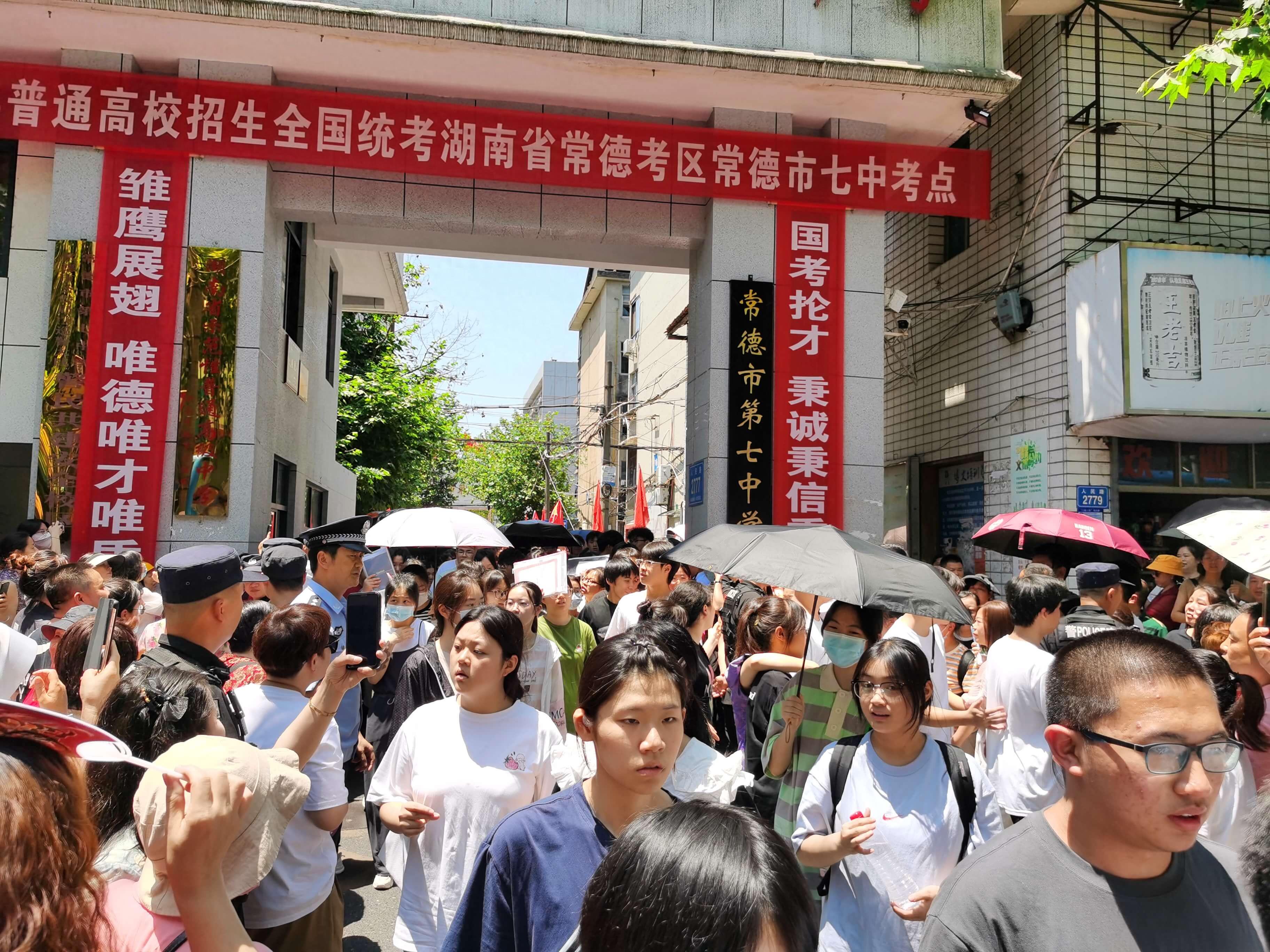 格局拉满!布伦森夺冠后表态:少拿1.13亿助队夺冠,百分之百值得