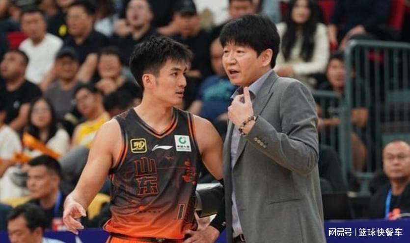总决赛G5裁判出炉!名哨斯科特·福斯特领衔