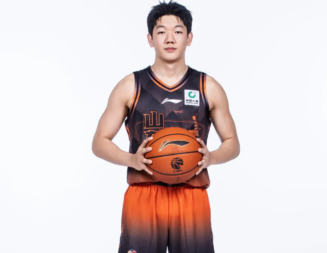 韦德亲历尼克斯29分逆转:整座纽约都在沸腾
