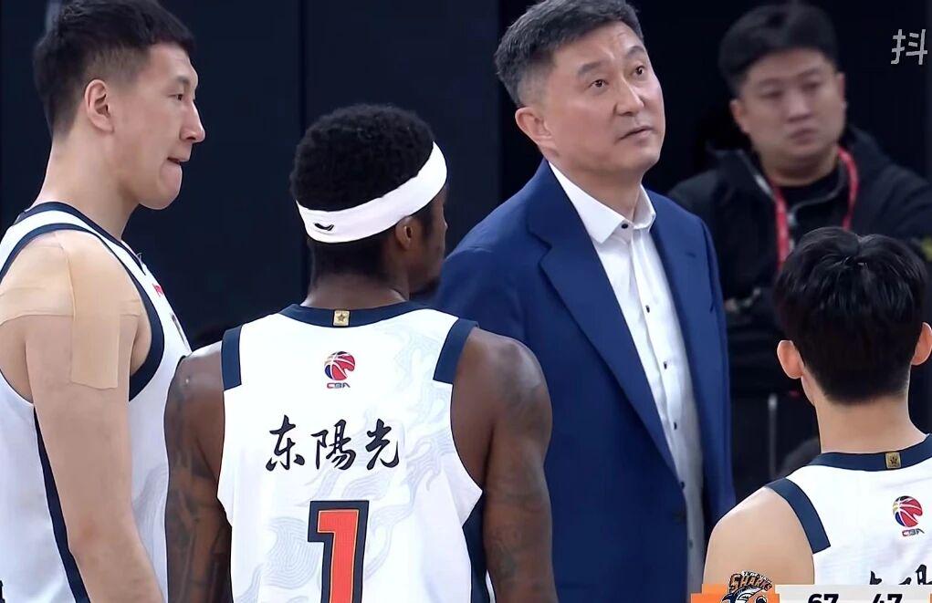 美媒:马刺有意交易杰伦·布朗