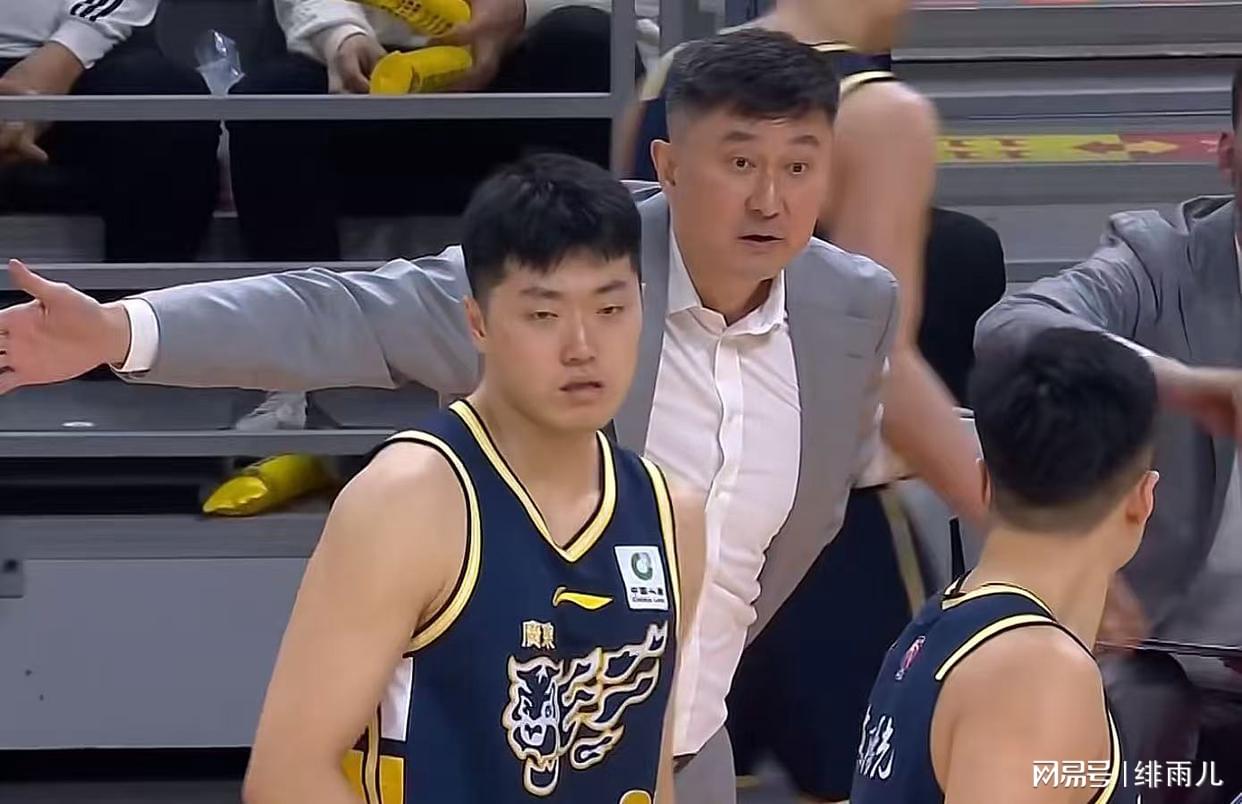 尼克斯仍考虑G5给罗宾逊机会