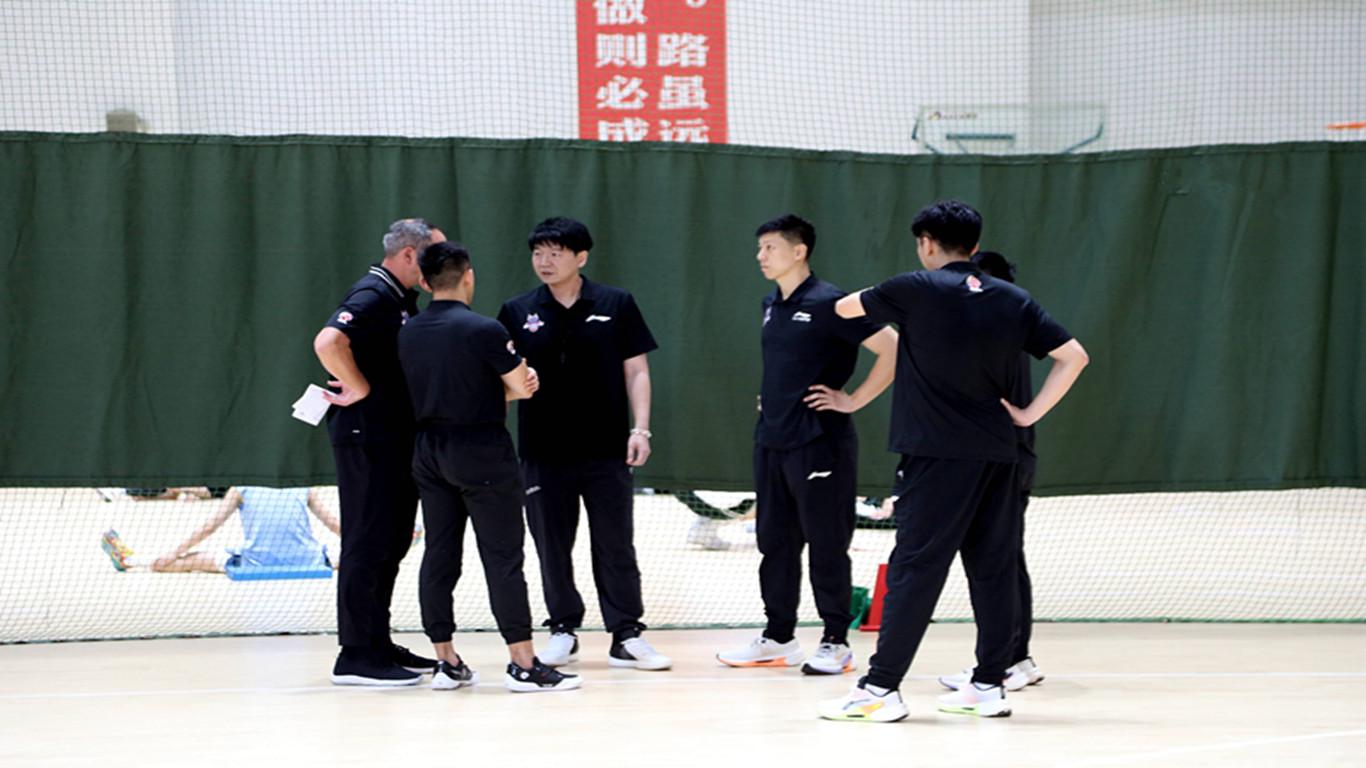 奇才暂不送走特雷杨 待敲定合同