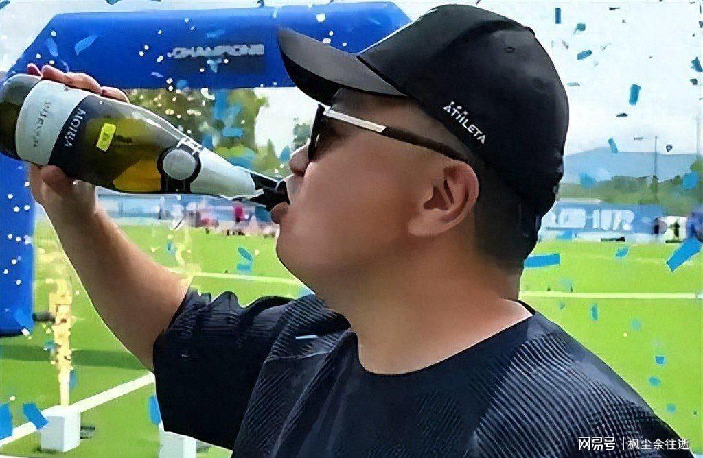 放弃 1 亿罗杰斯！阿森纳盯上世界杯新星，18 岁天才打爆巴西